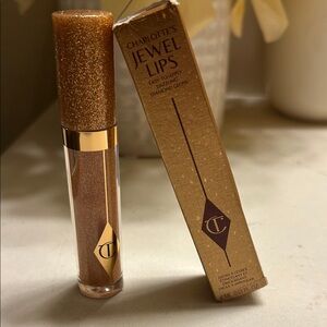 Charlotte Tilbury Jewel Lips Gloss - Sparkling Gold shade champagne diamonds